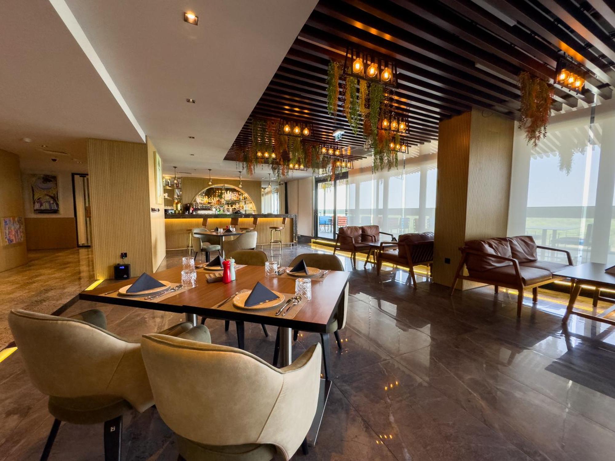 Millennium Place Mirdif Dubai Exterior foto